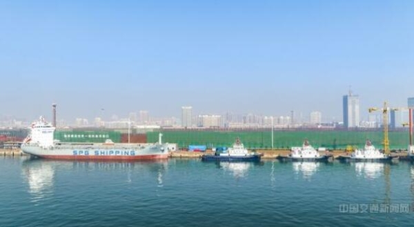 山东港口船舶集中命名交付仪式在日照市举行 山东港口船舶集中命名交付仪式在日照市举行