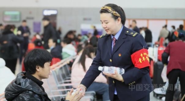 贵州开行返岗务工专列二十一列