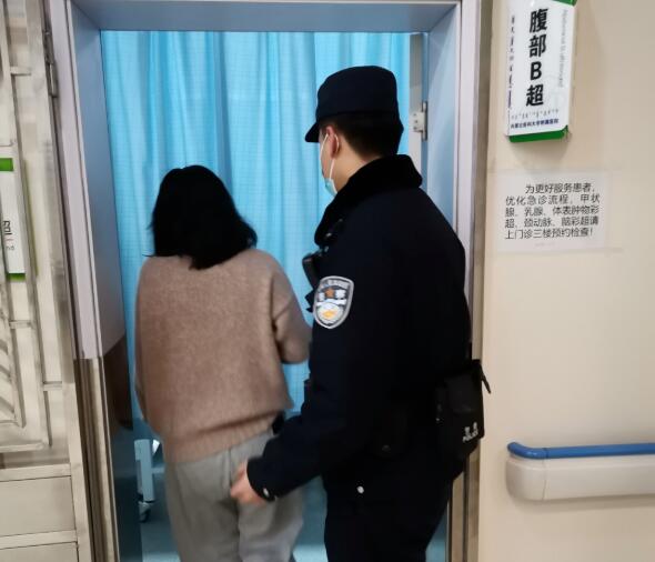 孕妇已脱离危险,民警出现的太及时!1 孕妇已脱离危险,民警出现的太及时!1