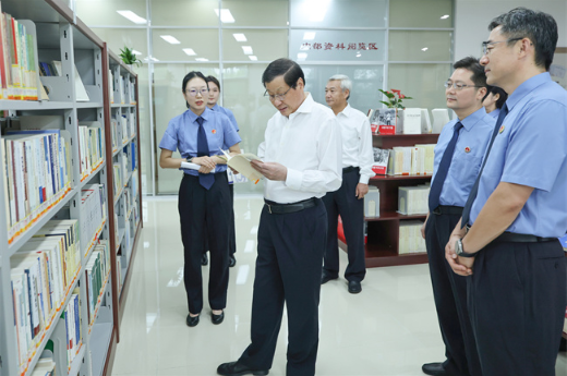 应勇到国家检察官学院调研并与教师代表座谈2 应勇到国家检察官学院调研并与教师代表座谈2